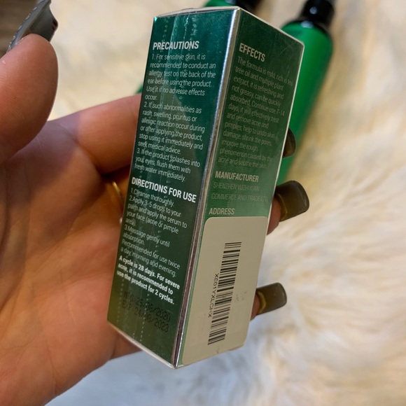 3/25$ Tea Tree Face Cleanser & Moisturizer - Picture 4 of 4